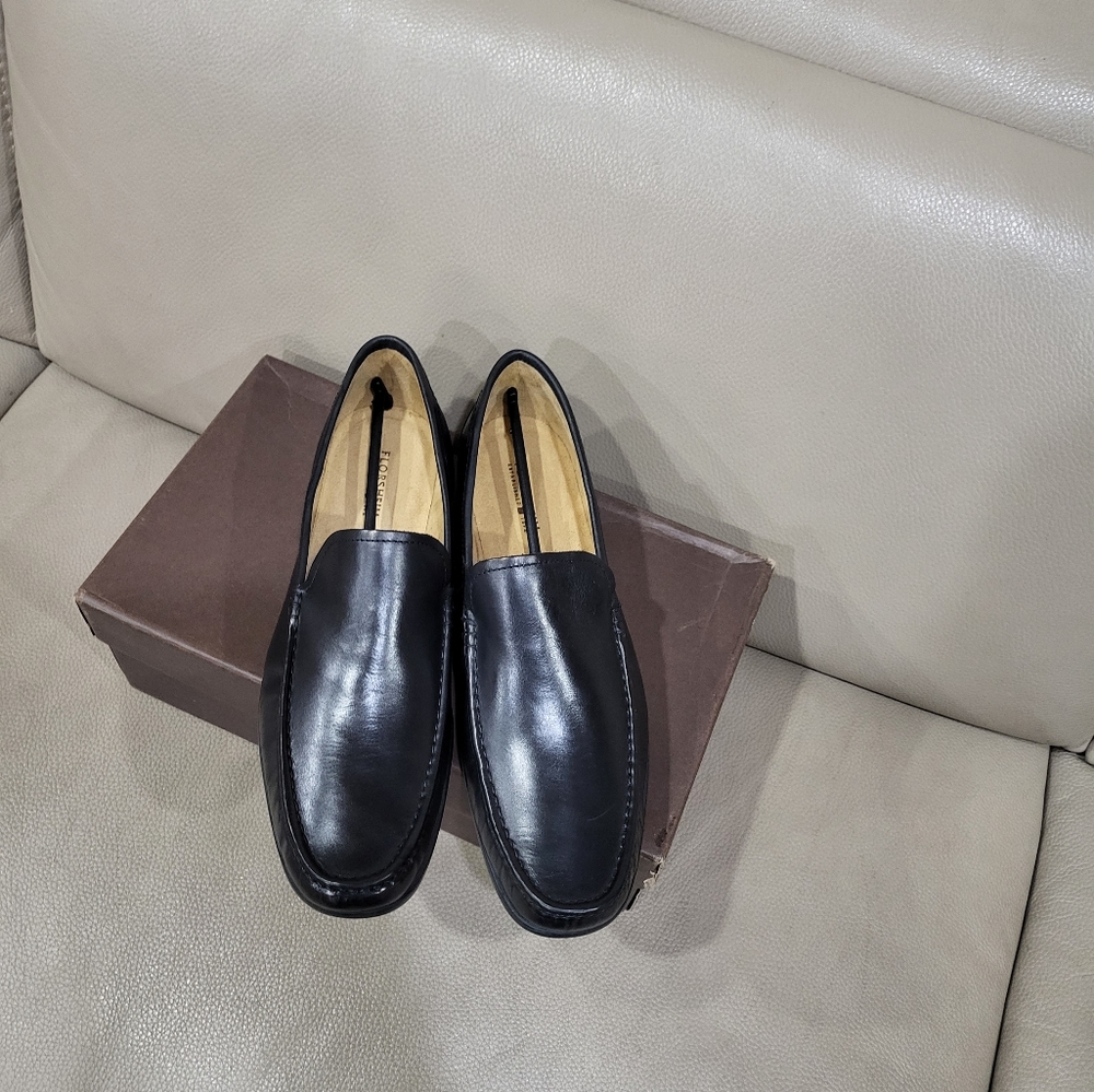 Dress shoes size 12 - Picture 2 of 8